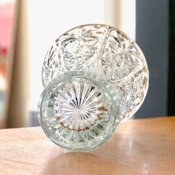 Image 1 of Große antike Kristallvase