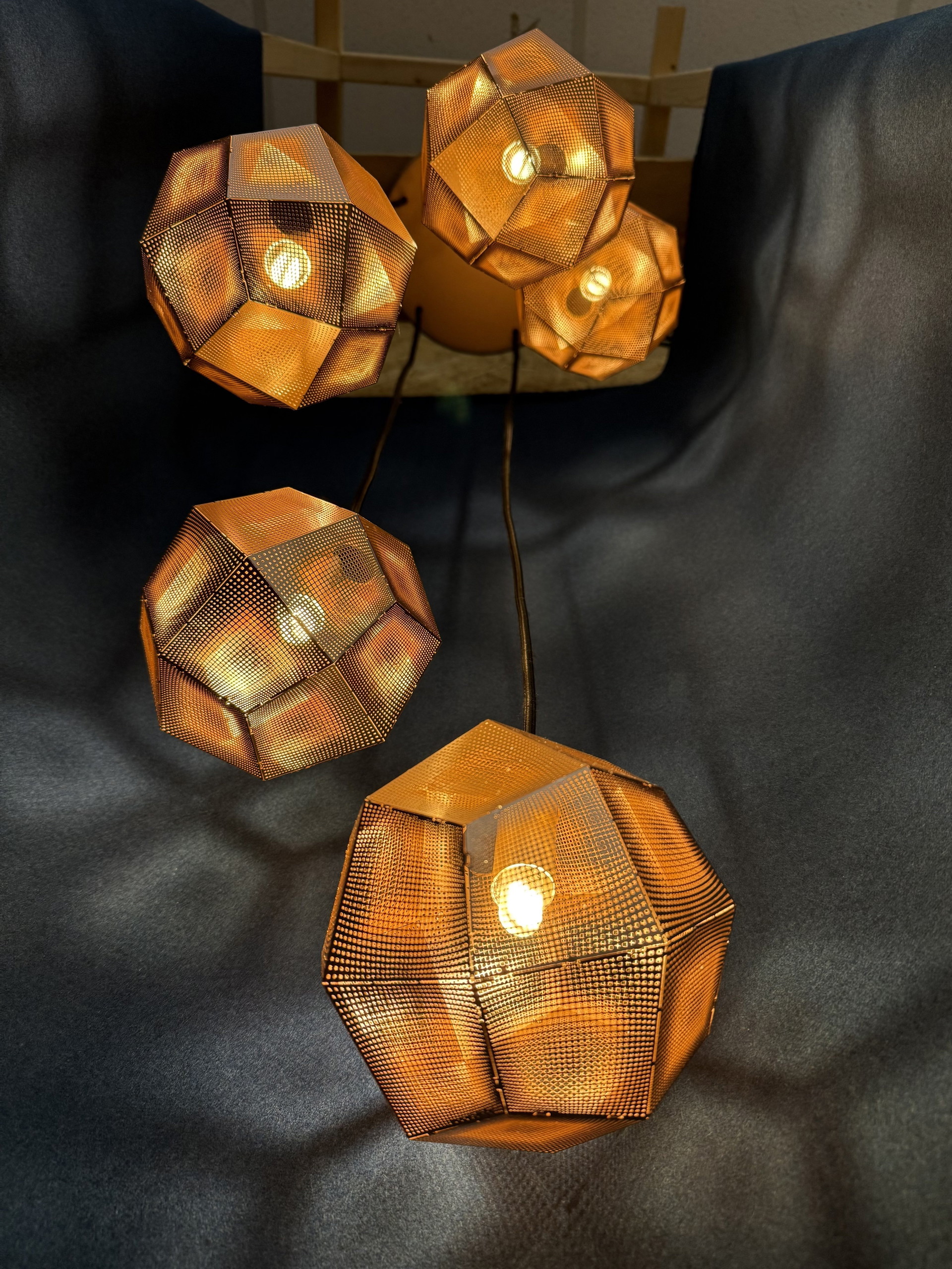 Tom Dixon ETCH Pendant Lamp | Pendant lamps second-hand | Whoppah