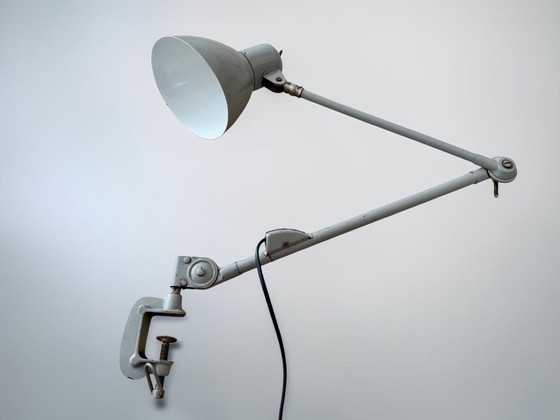 1950er Industrielle SIS-Licht Gelenkarm-Arbeitsleuchte - Ausgezeichneter Zustand (photo 9 of 16)