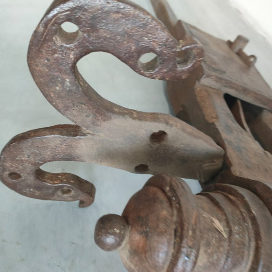 Antique industrial decorative long-tail vice, Decorative Objects, Metal, Brown, Vintage (photo 8 of 12)