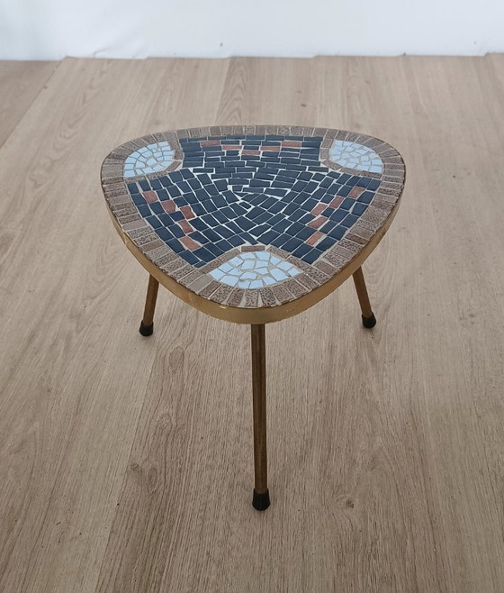 table d'appoint en céramique des années 1950 – Tables d'appoint, Ceramic, Metal (photo 6 of 8)