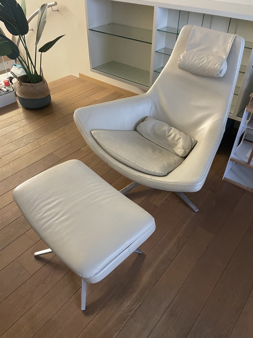 B & B Italia Metropolitian armchair by Jeffrey Benett, from 2004. Includes ottoman.