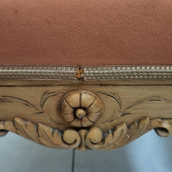 Image 1 of 2 pouf, sgabelli in stile Luigi XVI, in legno e pelle scamosciata