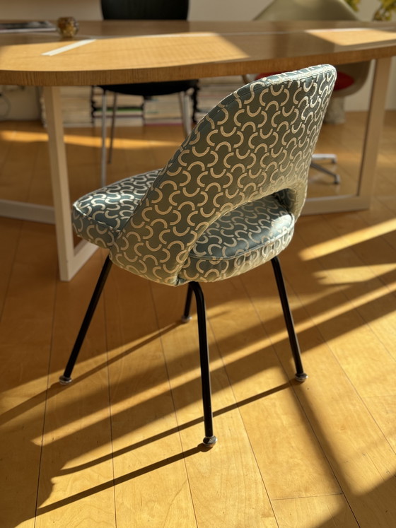 Image 1 of EERO SAARINEN. Per Knoll International. Quattro sedie da conferenza Saarinen, modello 72, anni '50.