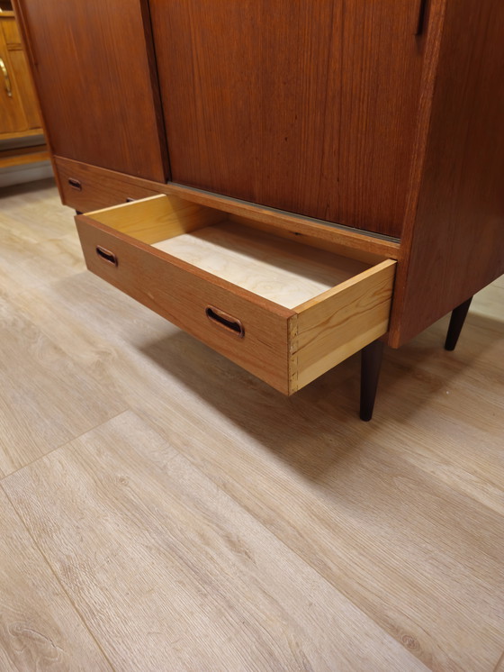 Image 1 of Credenza danese d'epoca Credenza in teak Armadio