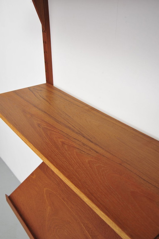 Image 1 of Mensola a muro "Royal System" in teak di Poul Cadovius per Cado (anni '50)