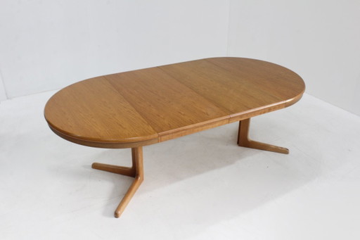 Vintage Danish round extendable dining table
