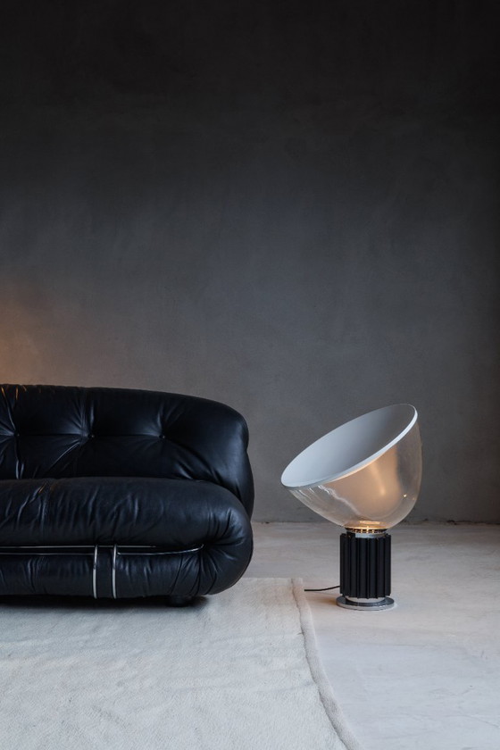 Image 1 of Large Model Taccia Lamp by Achille & Pier Giacomo Castiglioni