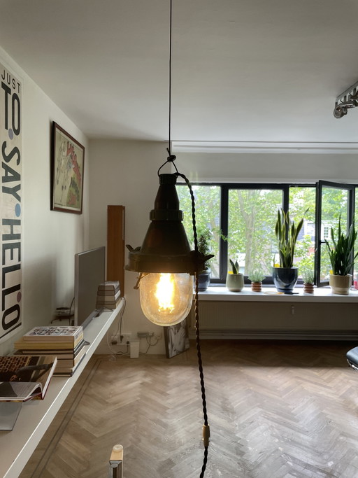 Industriële lamp