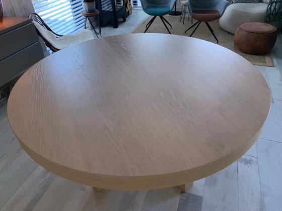 Image 1 of Beautiful Keijzer & Go round dining table
