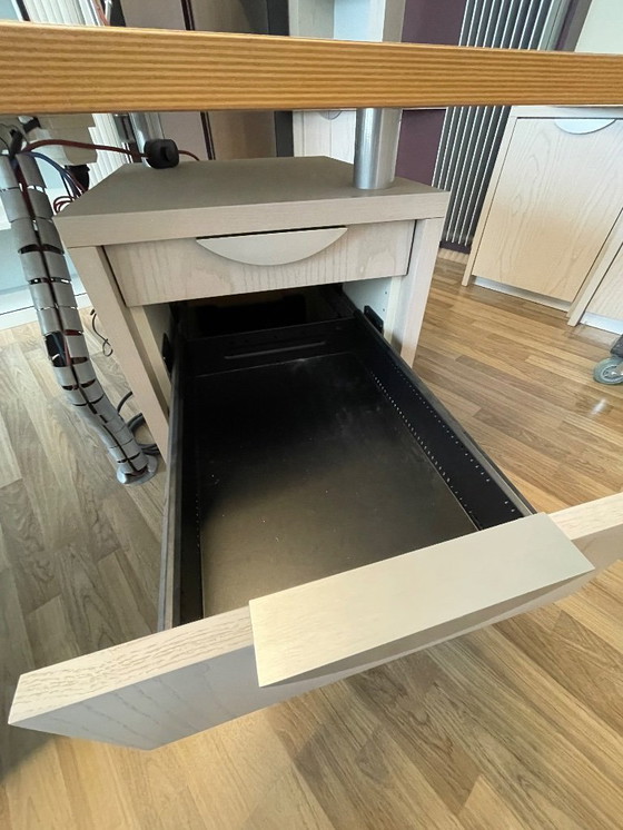 Image 1 of Beautiful stylish office furniture with drawer units