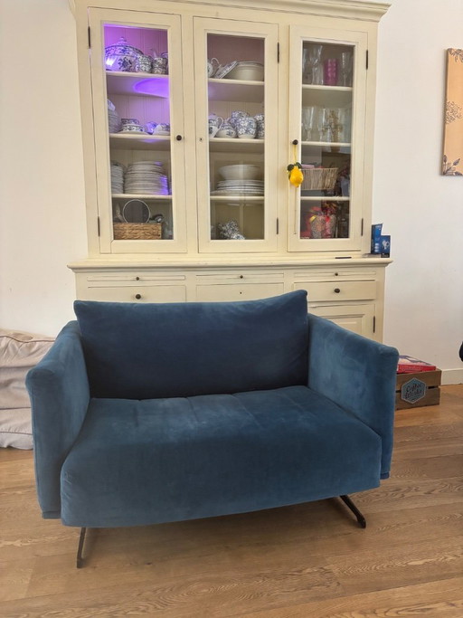 Mooie blauwe loveseat jame.nl