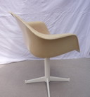 Eames shell chair / armchair