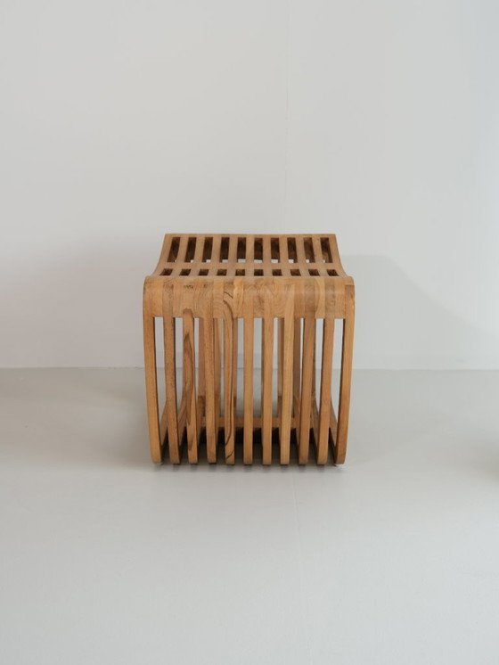 Image 1 of Aven kruk van massief teak