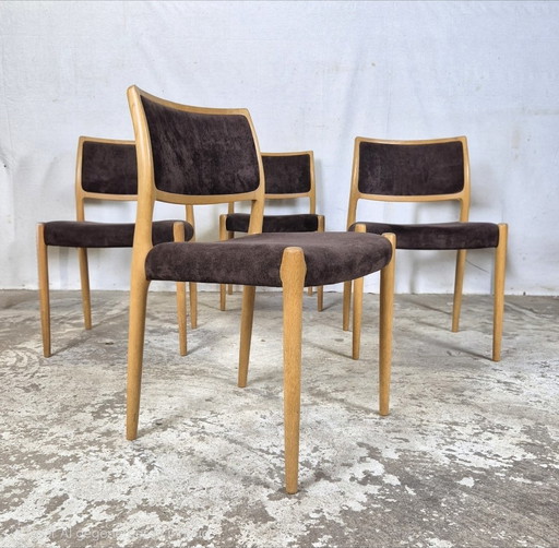 Excellent état ! 4x Niels Møller modèle 80 chaise de salle à manger vintage en chêne, danois