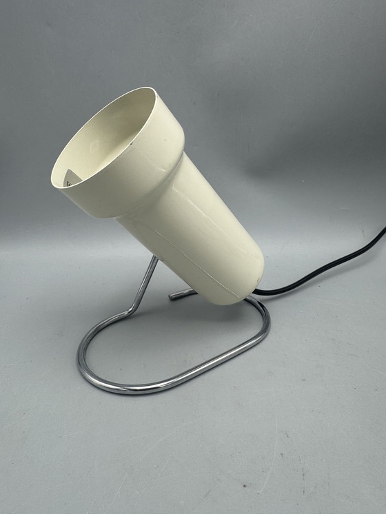 Image 1 of Projecteur vintage crème avec base chromée