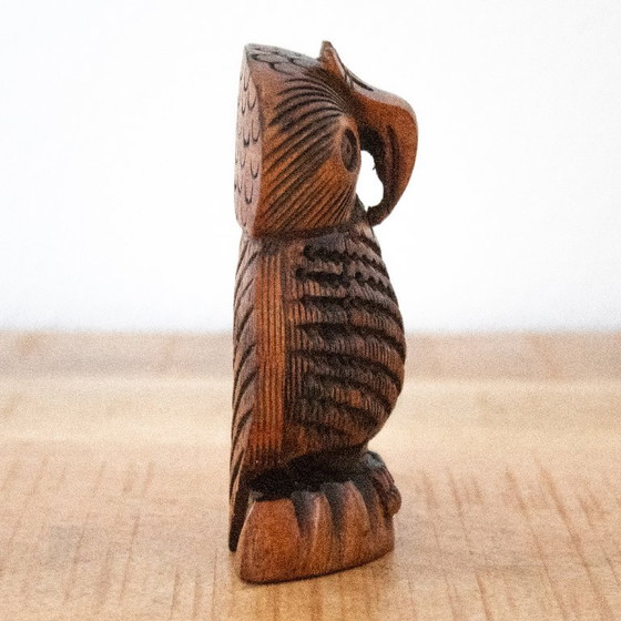 Statuetta vintage indonesiana di gufo in legno intagliato a mano, arte popolare. – Oggetti decorativi, Wood (photo 4 of 8)