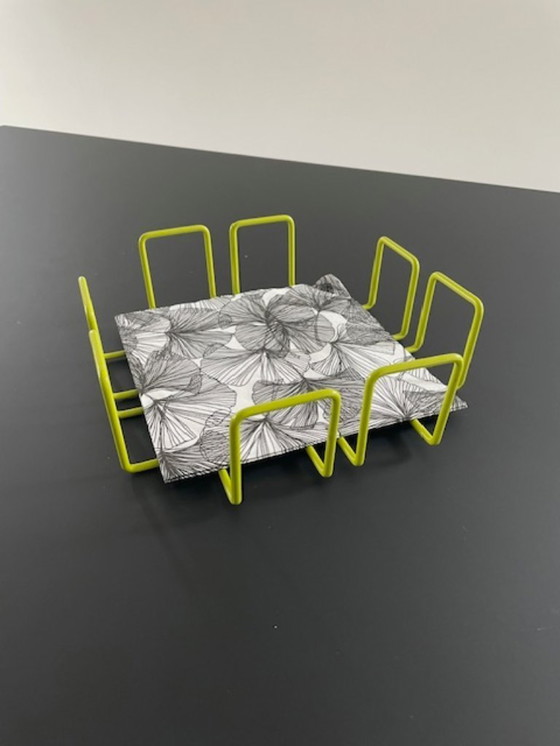 Image 1 of Servilletero de diseño retro verde lima