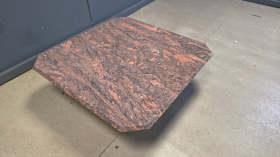 Image 1 of Grote vintage granieten salontafel van Belgochrom, jaren 80.