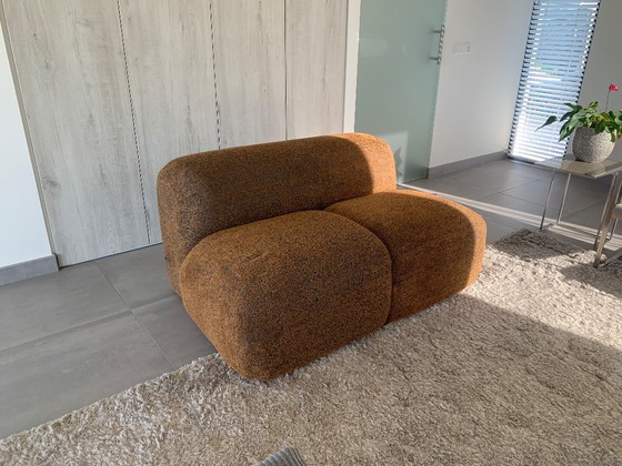 Image 1 of Divano lounge scultoreo - Unica in bouclé kiwi (2 posti, 140 cm)