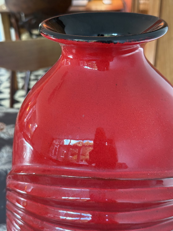 Image 1 of Gran jarrón rojo