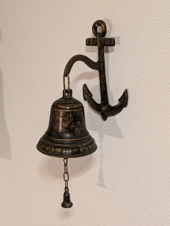 Image 1 of Hermosa campana de barco antigua con ancla ⚓
