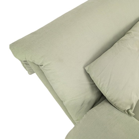 Ligne Roset Multy slaapbank in suèdegroen met armleuningen – 2 zitsbanken, Textile (photo 9 of 10)