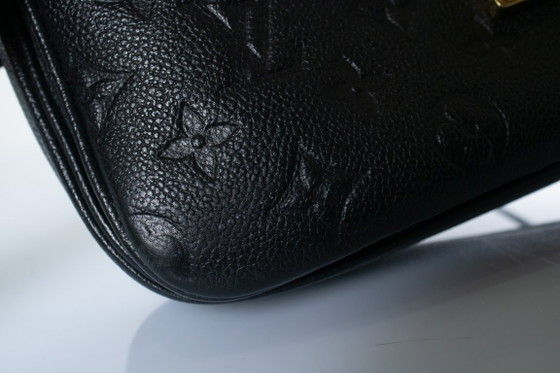 Louis Vuitton, Bolso Pochette Metis Empreinte negro – Bolsos cruzados, Calfskin (photo 14 of 16)
