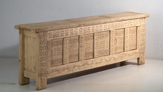 Antique carved low sideboard in fir wood – China, circa 1930 (photo 3 of 40)