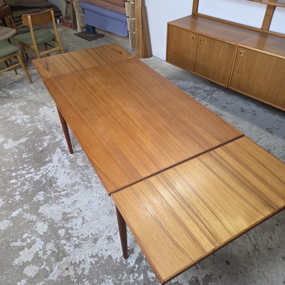 Image 1 of Vintage jaren 60 verlengbare Deense eettafel teak topstaat!
