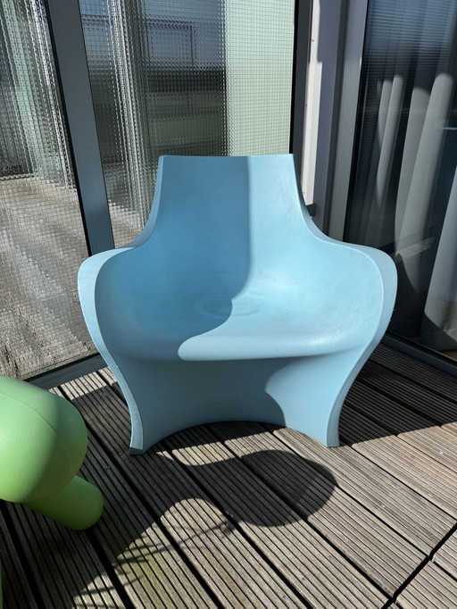 Woopy armchair by Karim Rashid for B-line