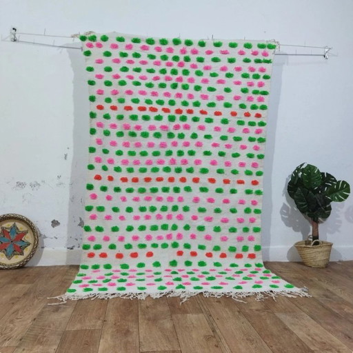 Berber Artisan Tapijt – Handgemaakt van Natuurlijke Wol (230 × 140 cm)