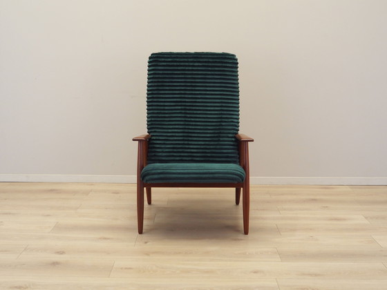 Image 1 of Fauteuil en velours, design danois, années 1970, production : Danemark