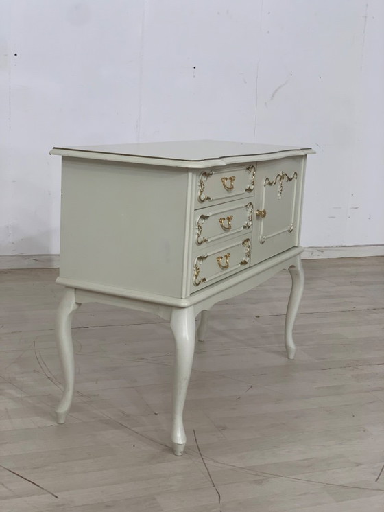 Image 1 of Chippendale Commode Armoire Armoire d'entrée Armoire de salon