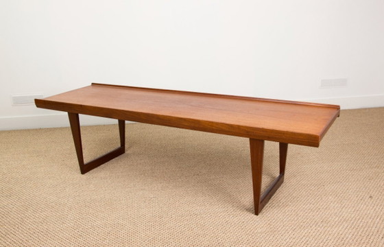 Image 1 of Gran mesa de centro o banco, de teca danesa, obra de Peter Lovig Nielsen, 1960.