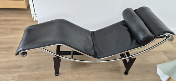 Originele LC4 Chaise Longue Le Corbusier - Cassina – Chaises longue, Leather (photo 2 of 15)