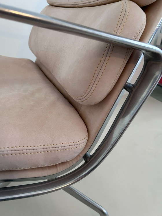 Image 1 of Silla de salón Herman Miller Vitra EA216