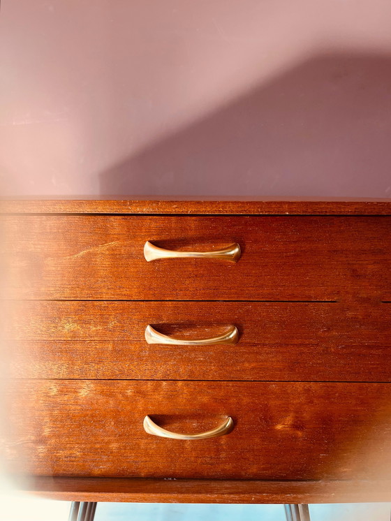 Image 1 of Vintage besteklade op pootjes