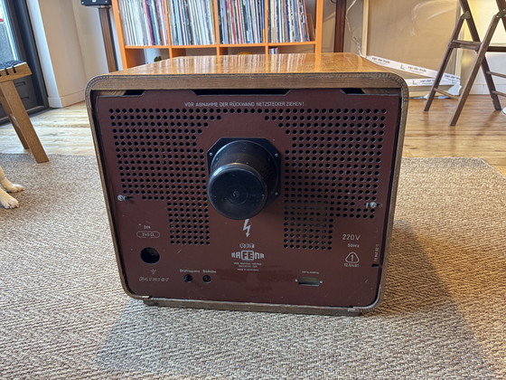 Image 1 of Old tv (coffee table) Rafena Patriot