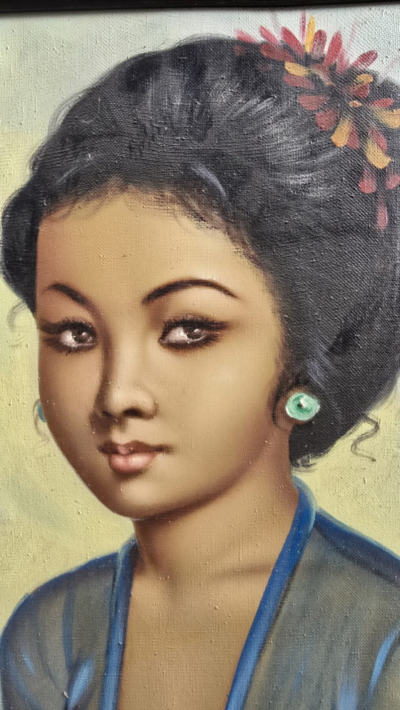 Coppia di 2 Dipinti Indonesiani Vintage Anni '70 – Cornice in Juta / Stile Tretchikoff – Dipinti e disegni (photo 4 of 15)