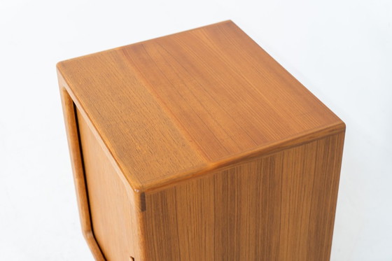 Image 1 of Mobile compatto con anta a serrandina di CFC Silkeborg (Danimarca, anni '60).