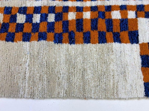 Moroccan Berber rug 250cm x 150cm