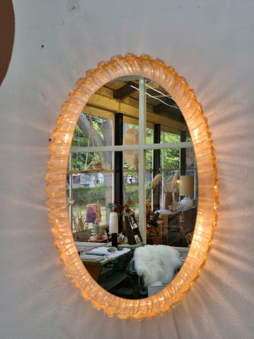 Vintage Hillebrand oval wall mirror with lighting 70s – spiegels, Plexiglass (photo 2 of 8)