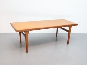 Vintage coffee table / teak wood / rectangle / Denmark – Coffee table books, Scandinavian (photo 2 of 5)