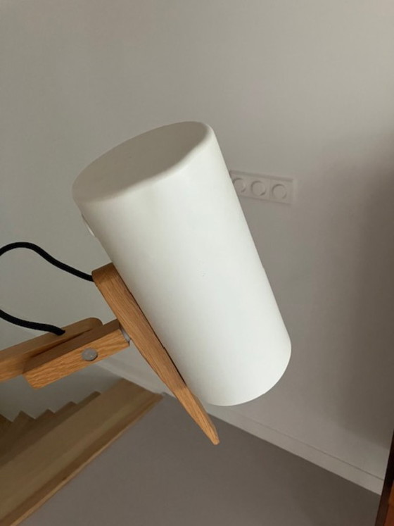 Marset Scantling P73 Lampada da terra bianca - rovere – Lampade da terra, Legno (photo 2 of 8)