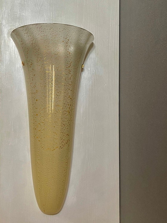 Image 1 of Vistosi Murano Glassworks, grande applique simple, verre artistique avec inclusions d'or. Italie, fin des années 1990, début