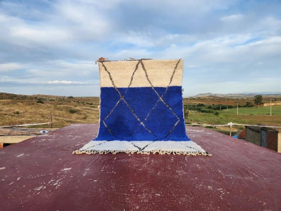Cobalt and ecru Beni Ouarain rug in wool – 250 x 150 cm – Rugs & carpets, Cotton, Vintage (photo 8 of 8)