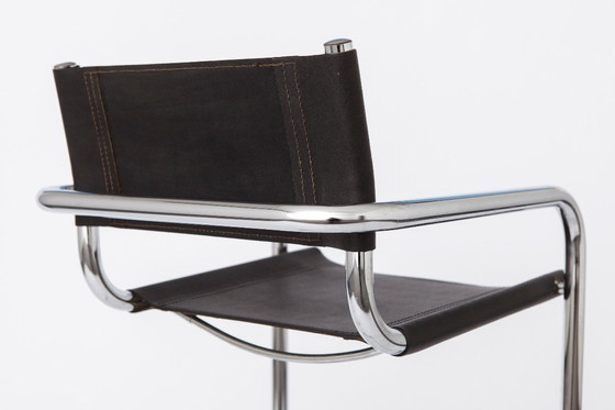 Image 1 of Tabouret de bar vintage à dossier cantilever, structure chromée, similicuir noir, années 1990