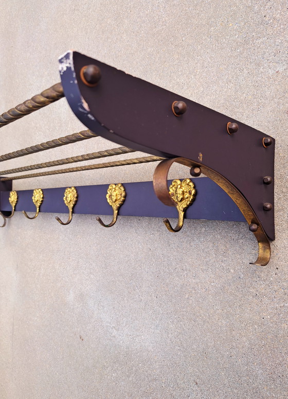 Image 1 of Perchero clásico francés con espacio de almacenamiento