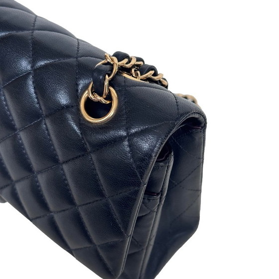 Chanel classic flap medium – Crossbody bags, Lambskin (photo 8 of 28)